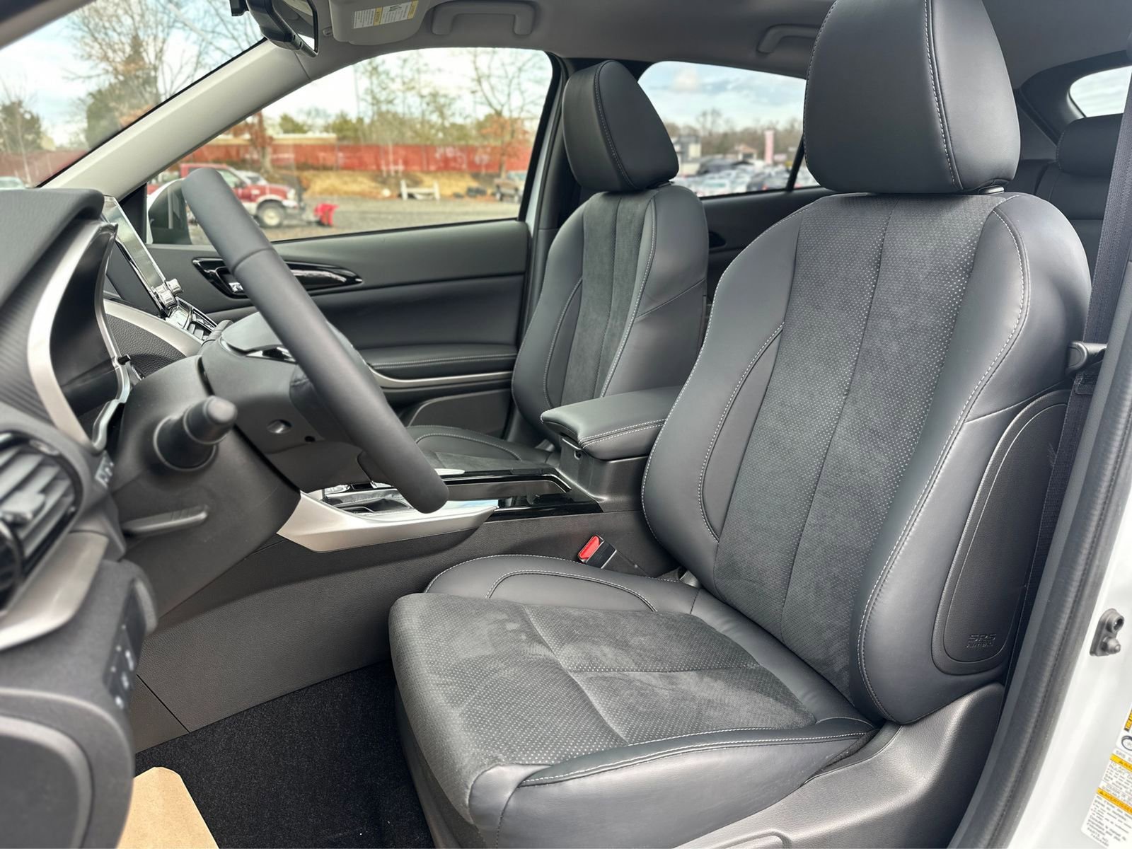 New 2025 Mitsubishi Eclipse Cross SE image 22