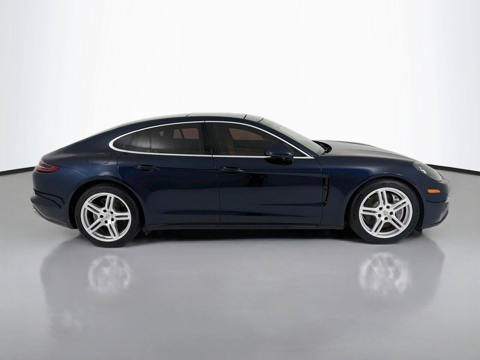 Certified 2020 Porsche Panamera 4 AWD/4WD image 29