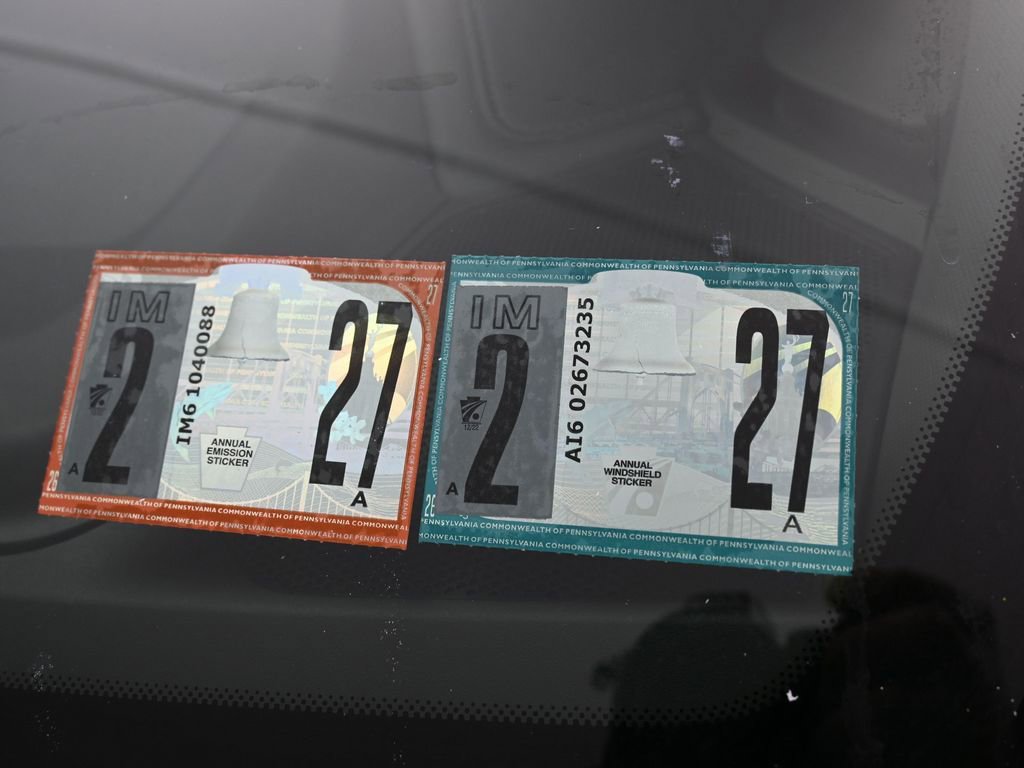 Used 2024 Chevrolet Silverado 1500 LT image 9