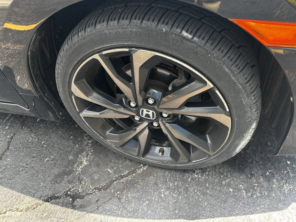 Used 2019 Honda Civic Sport image 9