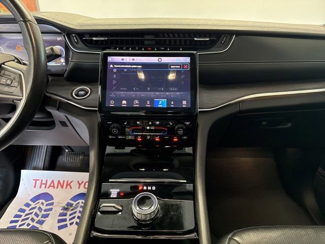 Used 2022 Jeep Grand Cherokee L Limited w/ Luxury Tech Group II image 31