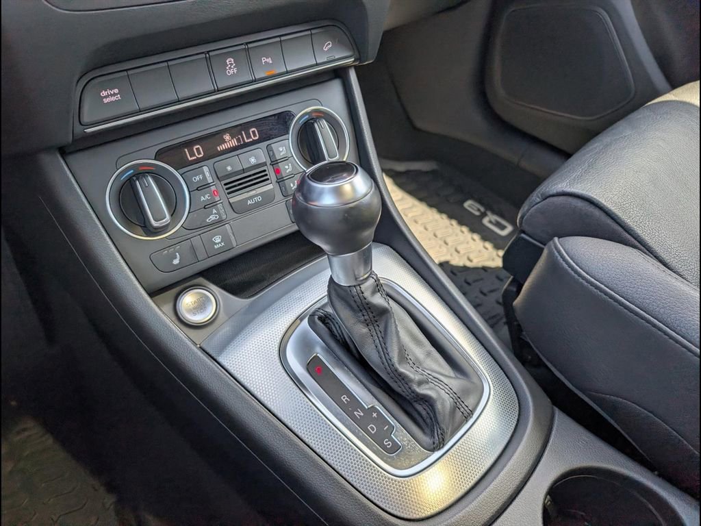 Used 2018 Audi Q3 2.0T Premium Plus w/ Premium Plus Package AWD/4WD image 19