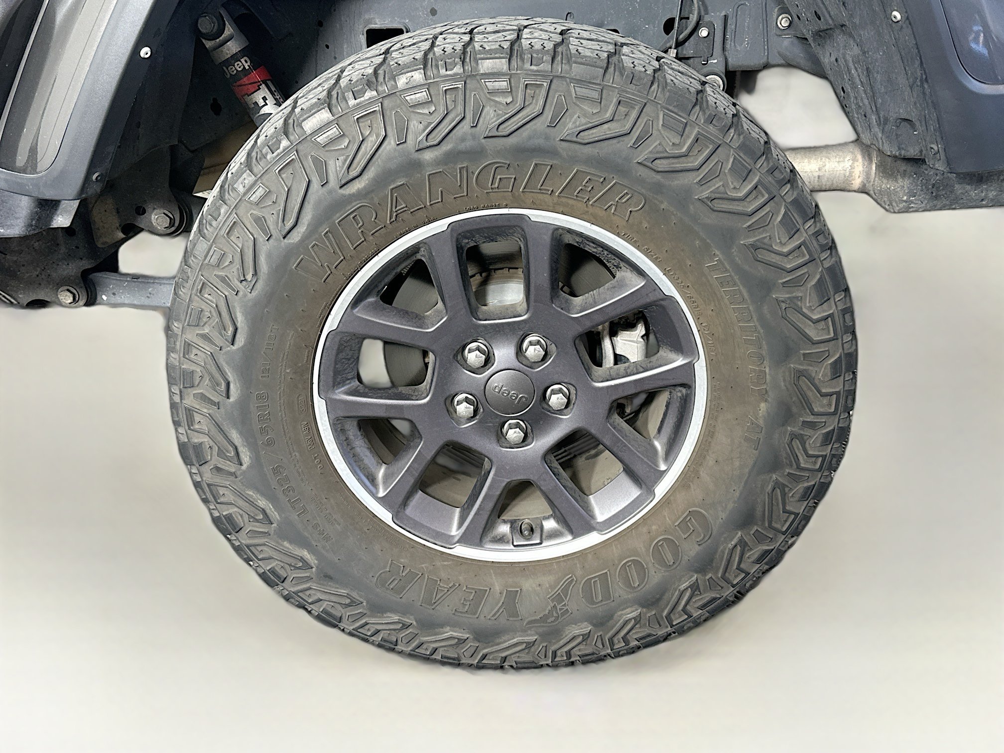 Used 2021 Jeep Gladiator Overland w/ Popular Equipment Package AWD/4WD image 11