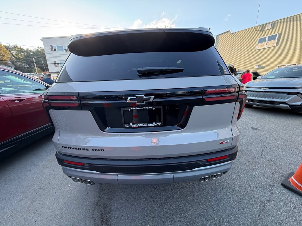 New 2027 Chevrolet Traverse Z71 AWD/4WD image 4