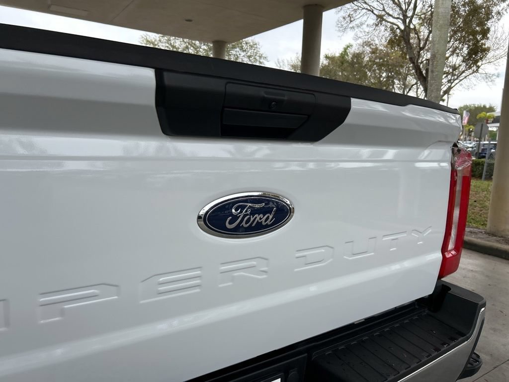 Used 2025 Ford F350 XL w/ XL Driver Assist Package AWD/4WD image 23