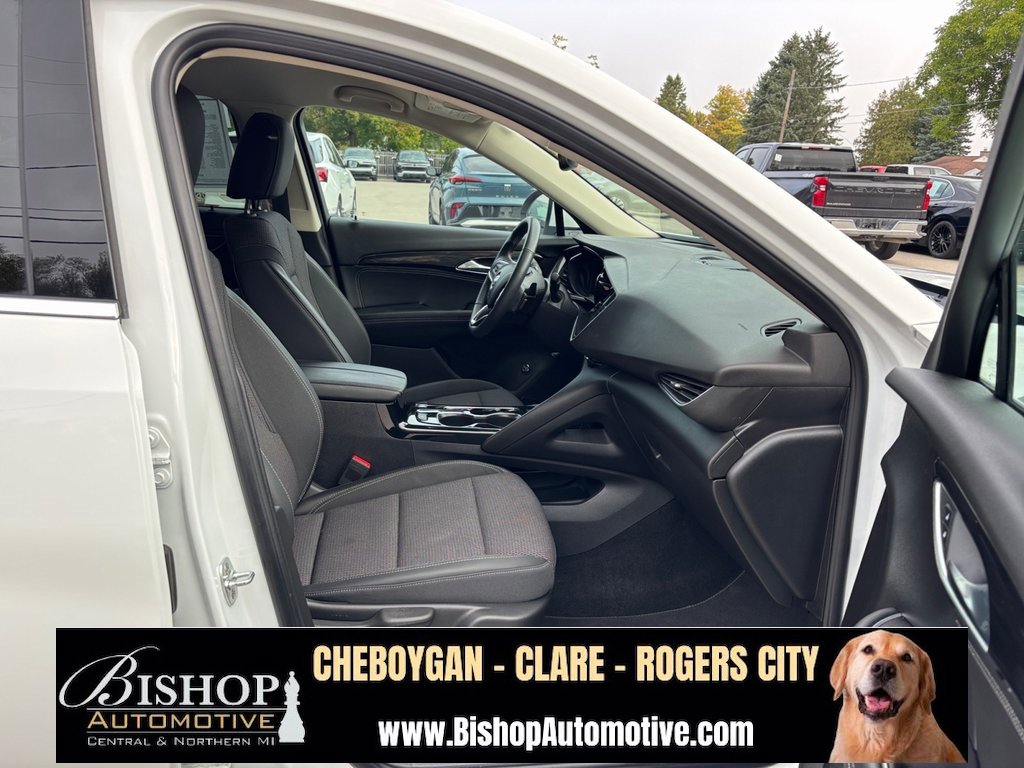 Used 2023 Buick Envision Preferred image 28