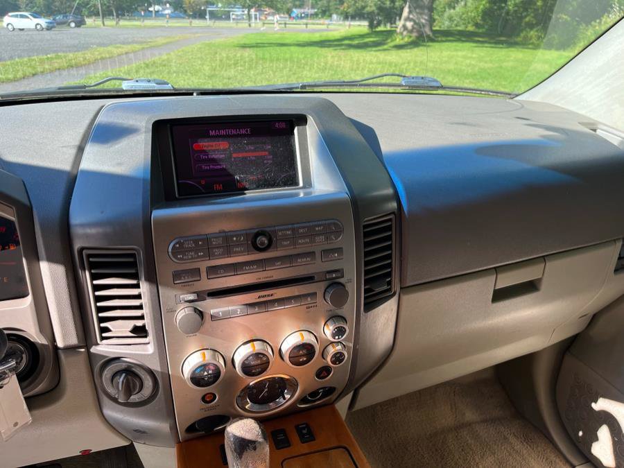 Used 2004 INFINITI QX56 4WD w/ Smart Vision Pkg image 30