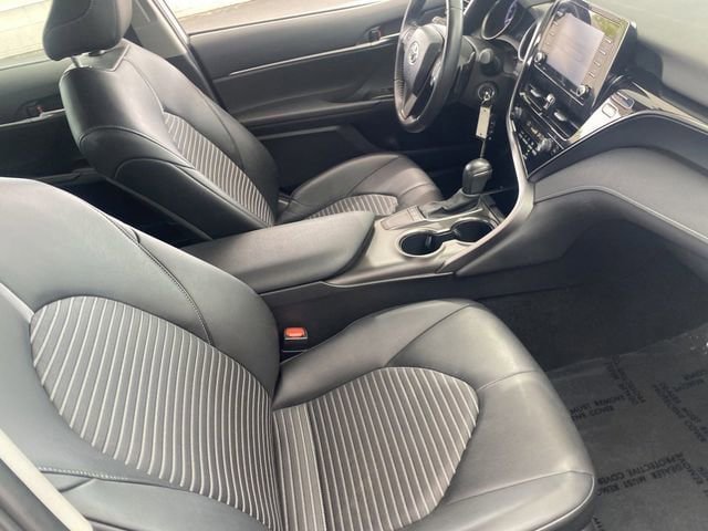 Certified 2022 Toyota Camry SE FWD image 32