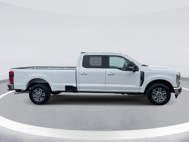 New 2026 Ford F350 Lariat RWD image 3