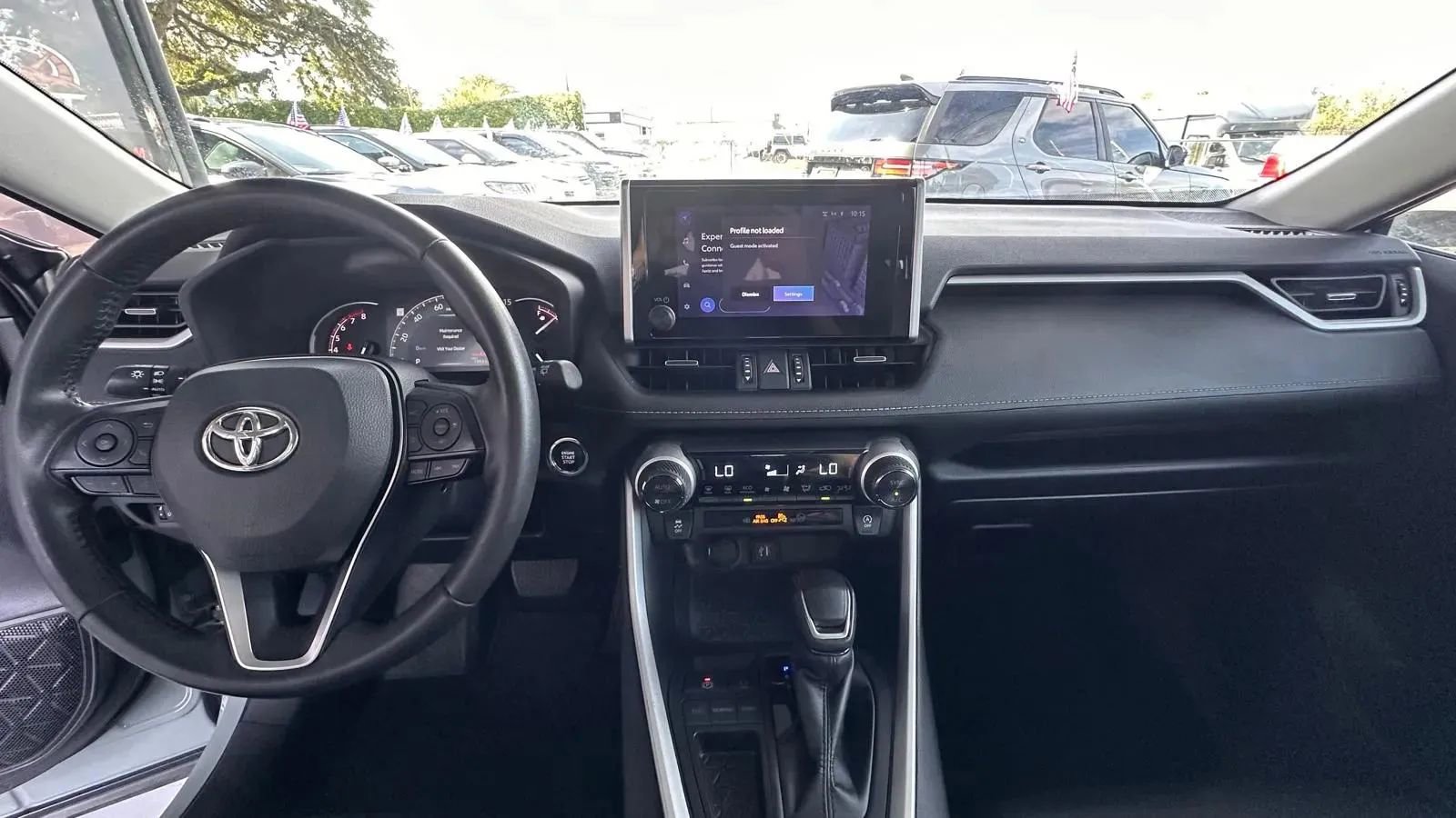 Used 2023 Toyota RAV4 XLE Premium image 12