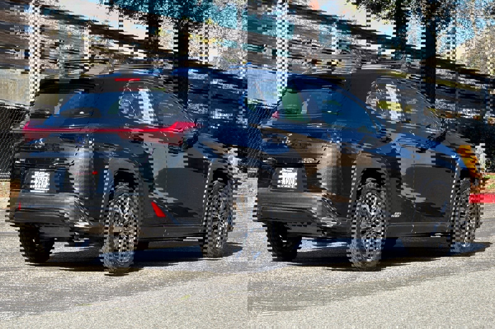 Used 2021 Lexus UX 250h F Sport w/ Accessory Package (Z2) image 4