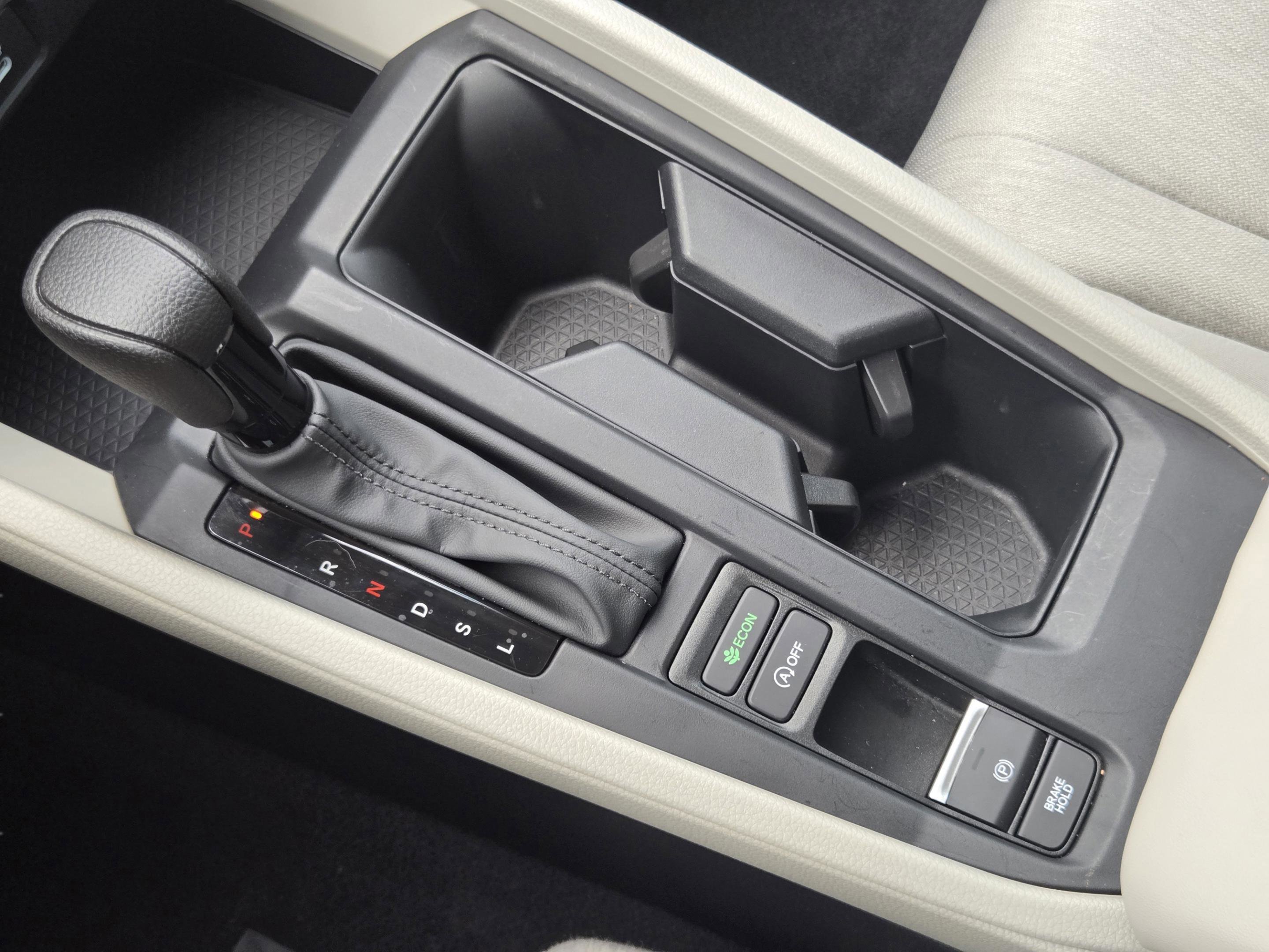 Certified 2025 Honda Accord SE image 16