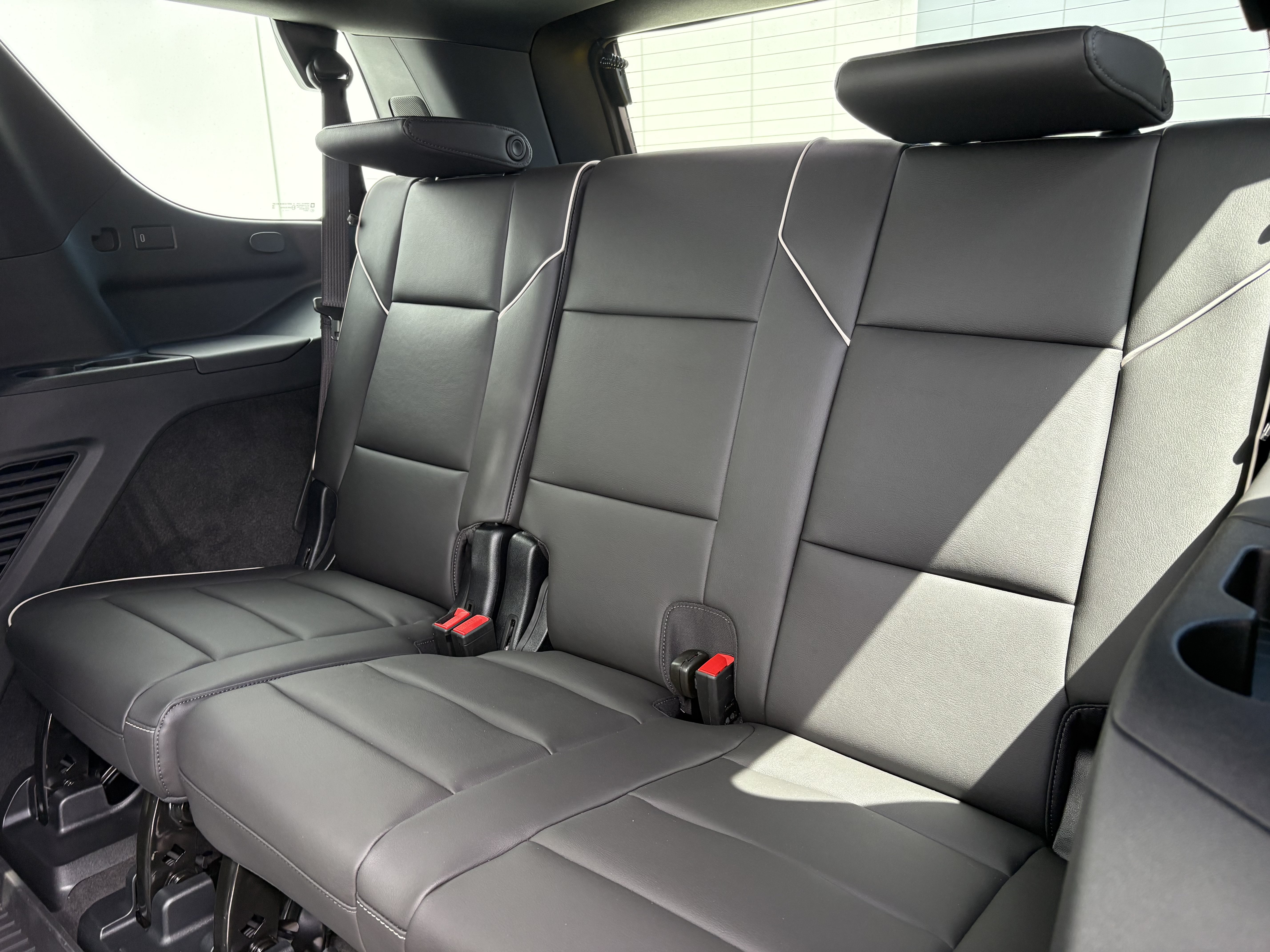 New 2026 Cadillac Escalade Luxury AWD/4WD image 14
