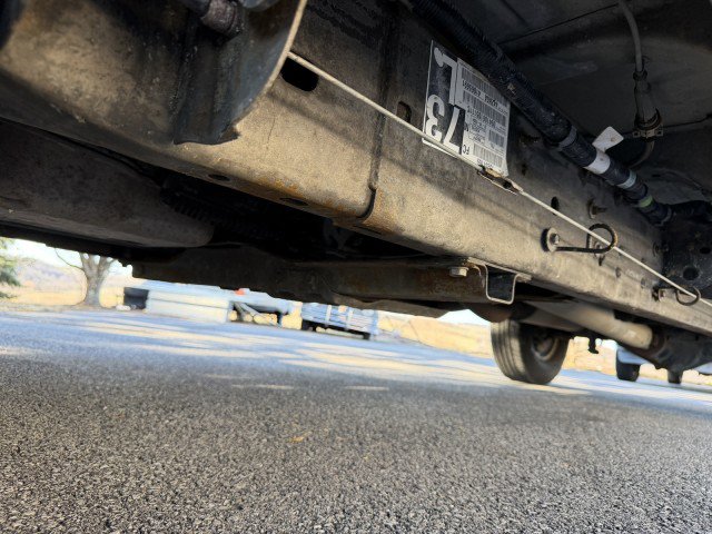 Used 2005 GMC Sierra 2500 SLT w/ Heavy-Duty Power Package AWD/4WD image 30