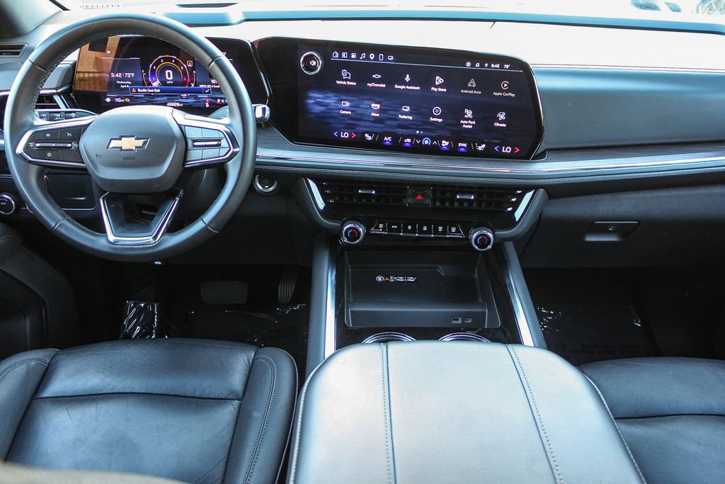 Used 2025 Chevrolet Tahoe LT image 16