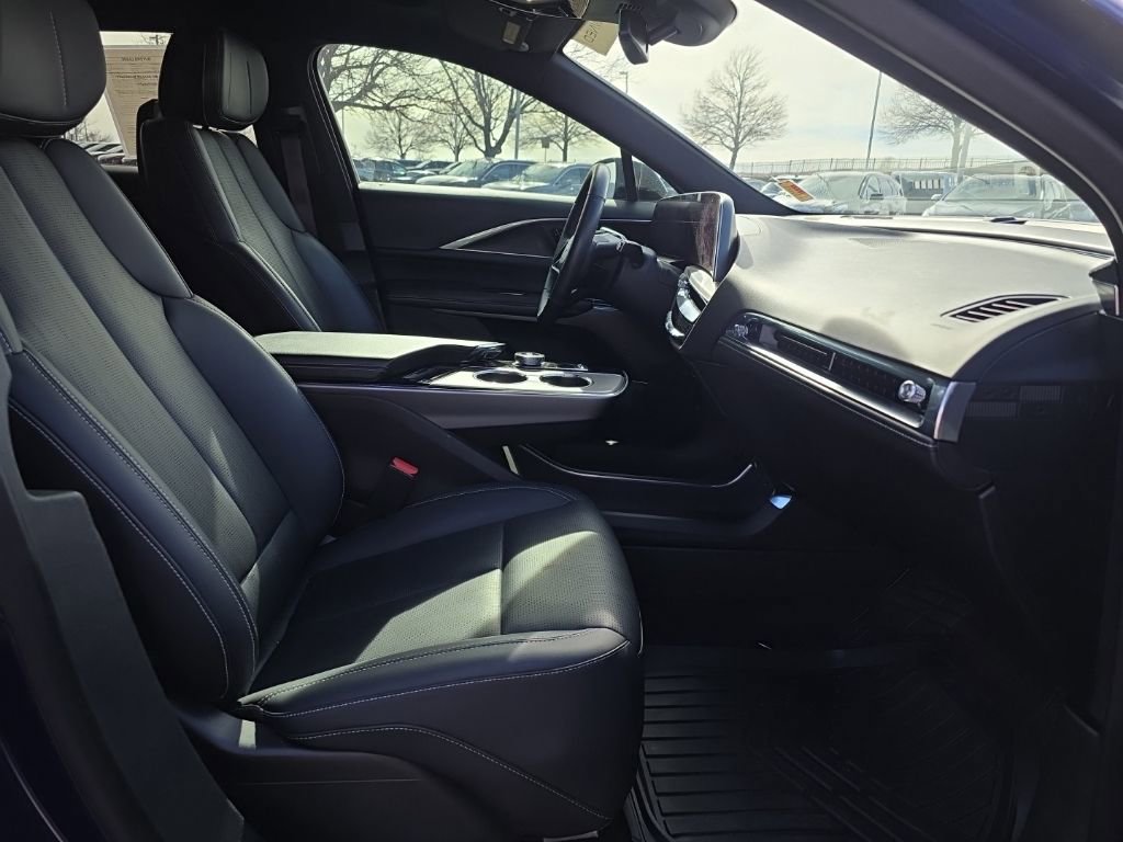 Certified 2024 Cadillac Lyriq Sport image 26