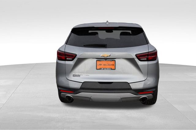 Used 2025 Chevrolet Blazer LT image 6