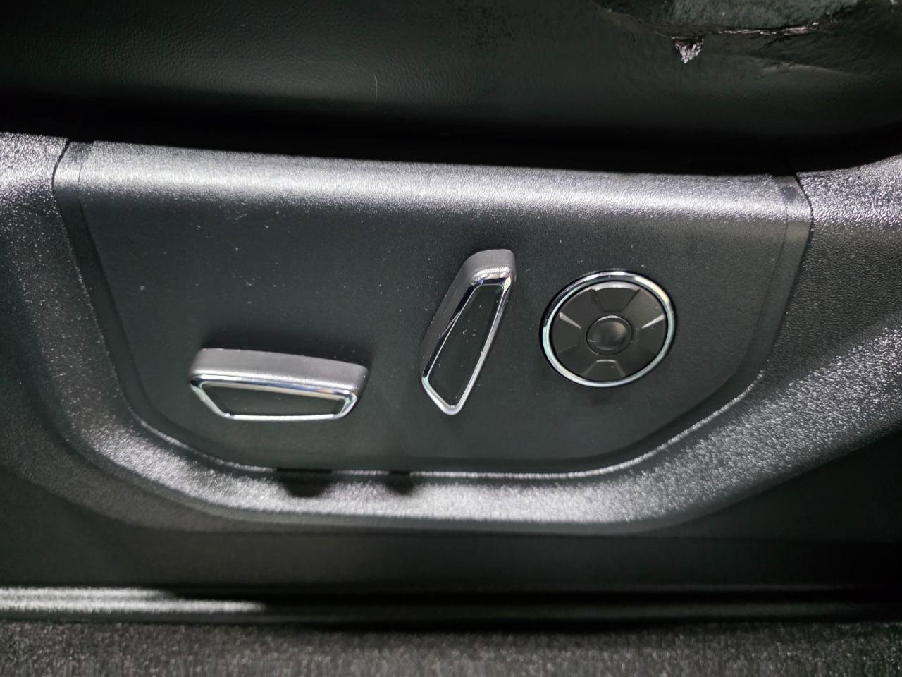 Used 2019 Ford F150 Platinum image 17