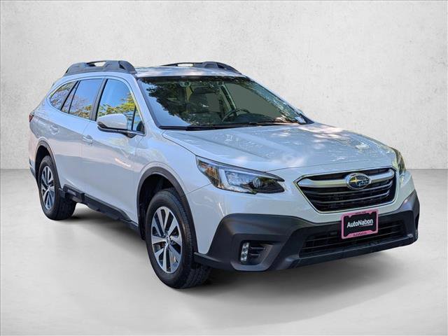 Used 2020 Subaru Outback Premium image 3