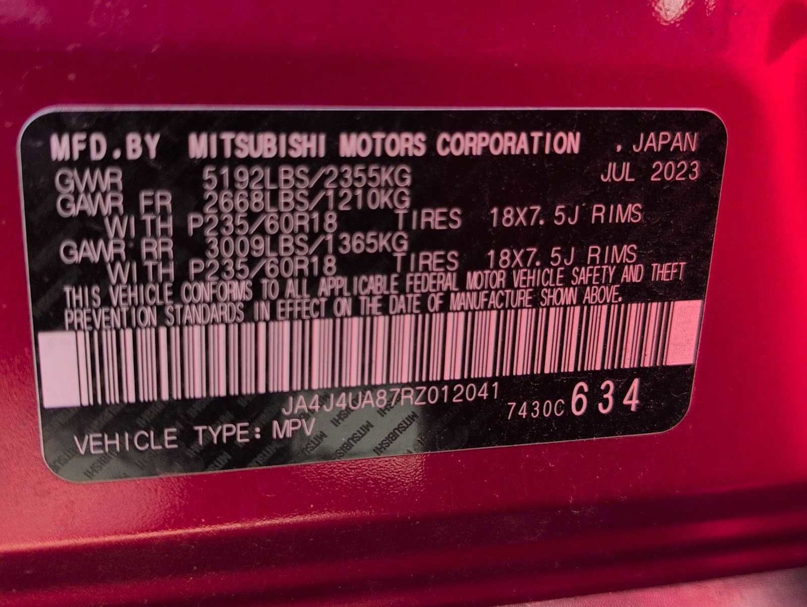 Used 2024 Mitsubishi Outlander ES image 34