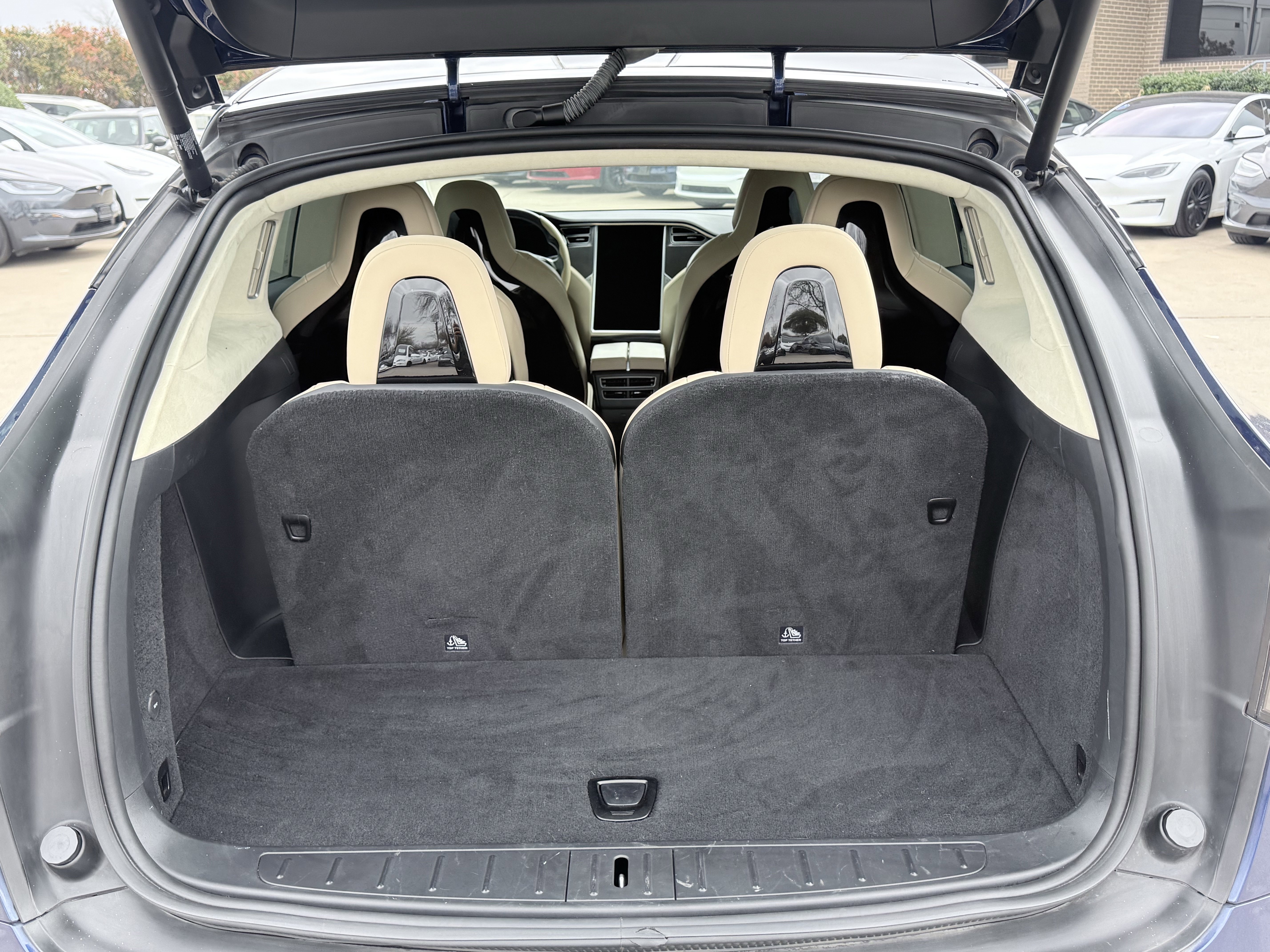 Used 2017 Tesla Model X 75D image 12