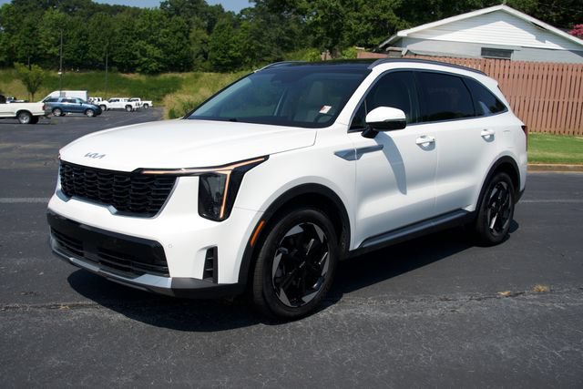 Used 2025 Kia Sorento EX w/ EX Panoramic Sunroof Package AWD/4WD image 3