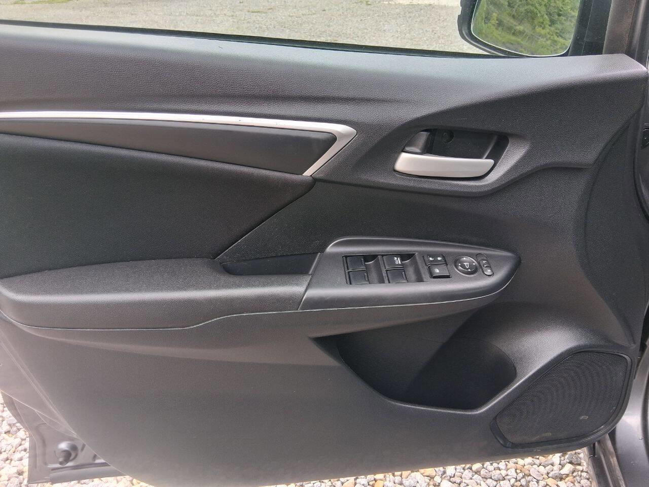 Used 2015 Honda Fit LX image 6