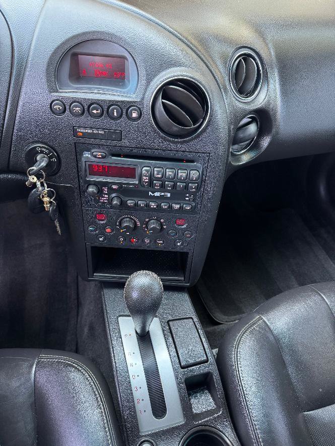Used 2006 Pontiac Grand Prix w/ Premium Package FWD image 34