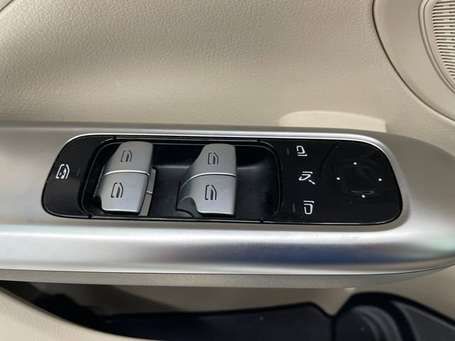 Used 2024 Mercedes-Benz C 300 Sedan image 36
