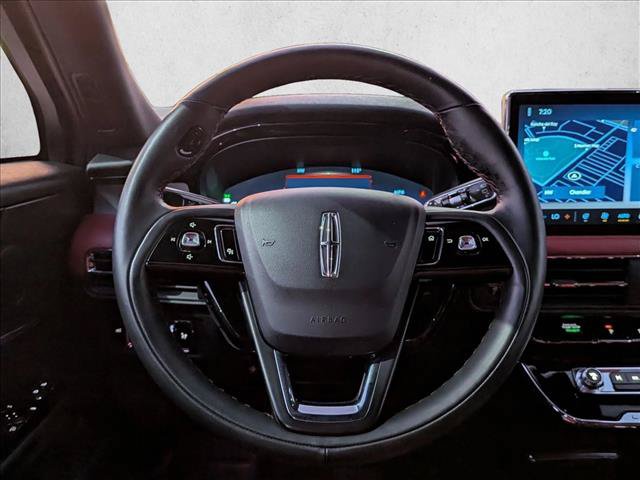 Used 2025 Lincoln Corsair Reserve w/ Jet Appearance Package AWD/4WD image 14