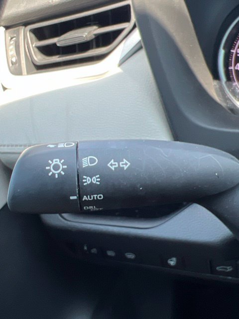 Used 2023 Toyota RAV4 XLE w/ Convenience Package FWD image 15