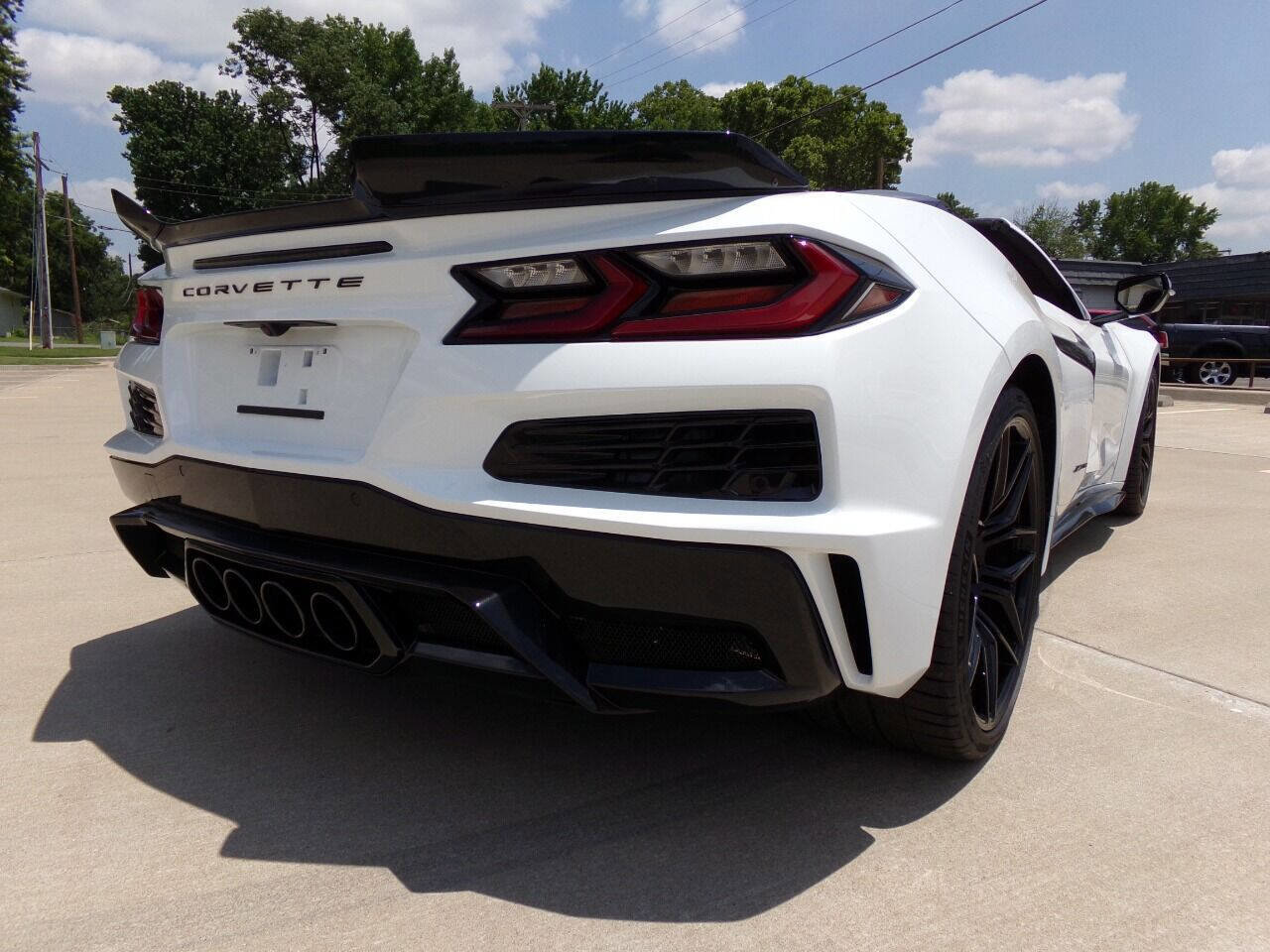 Used 2023 Chevrolet Corvette Z06 w/ 3LZ 70th Anniversary w/ Stealth Interior Trim Package image 36