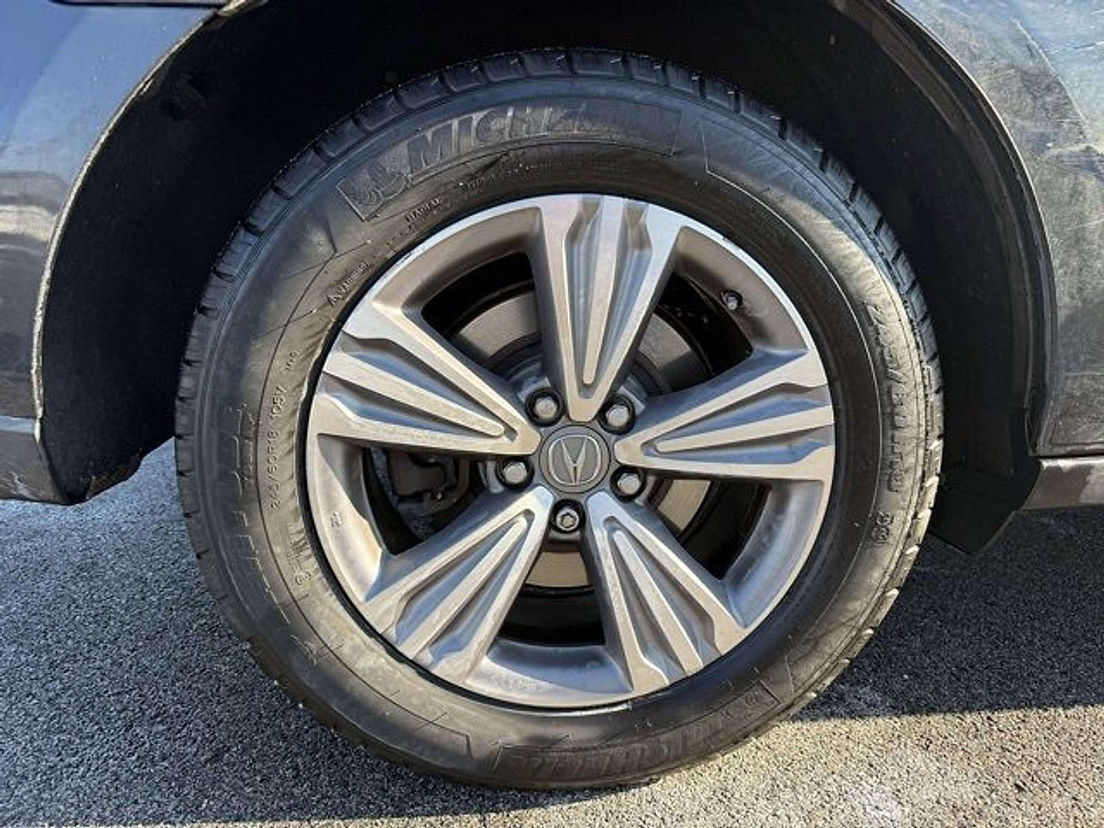 Used 2020 Acura MDX SH-AWD image 25