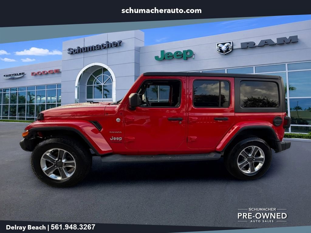 Used 2019 Jeep Wrangler Unlimited Sahara w/ Uconnect 4C Nav & Sound Group AWD/4WD image 4