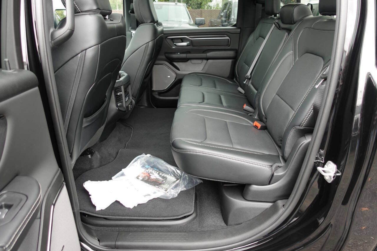 Used 2025 RAM 1500 Sport w/ Sport Level 1 Equipment Group AWD/4WD image 29