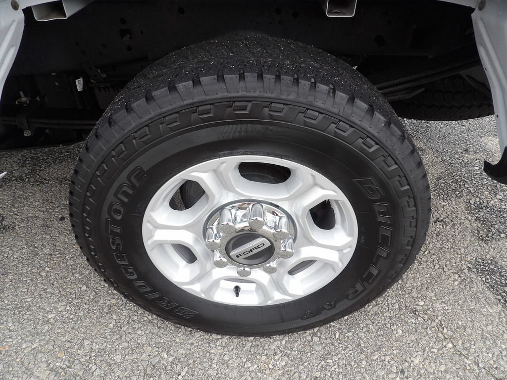 Used 2025 Ford F250 XLT w/ FX4 Off-Road Package AWD/4WD image 53
