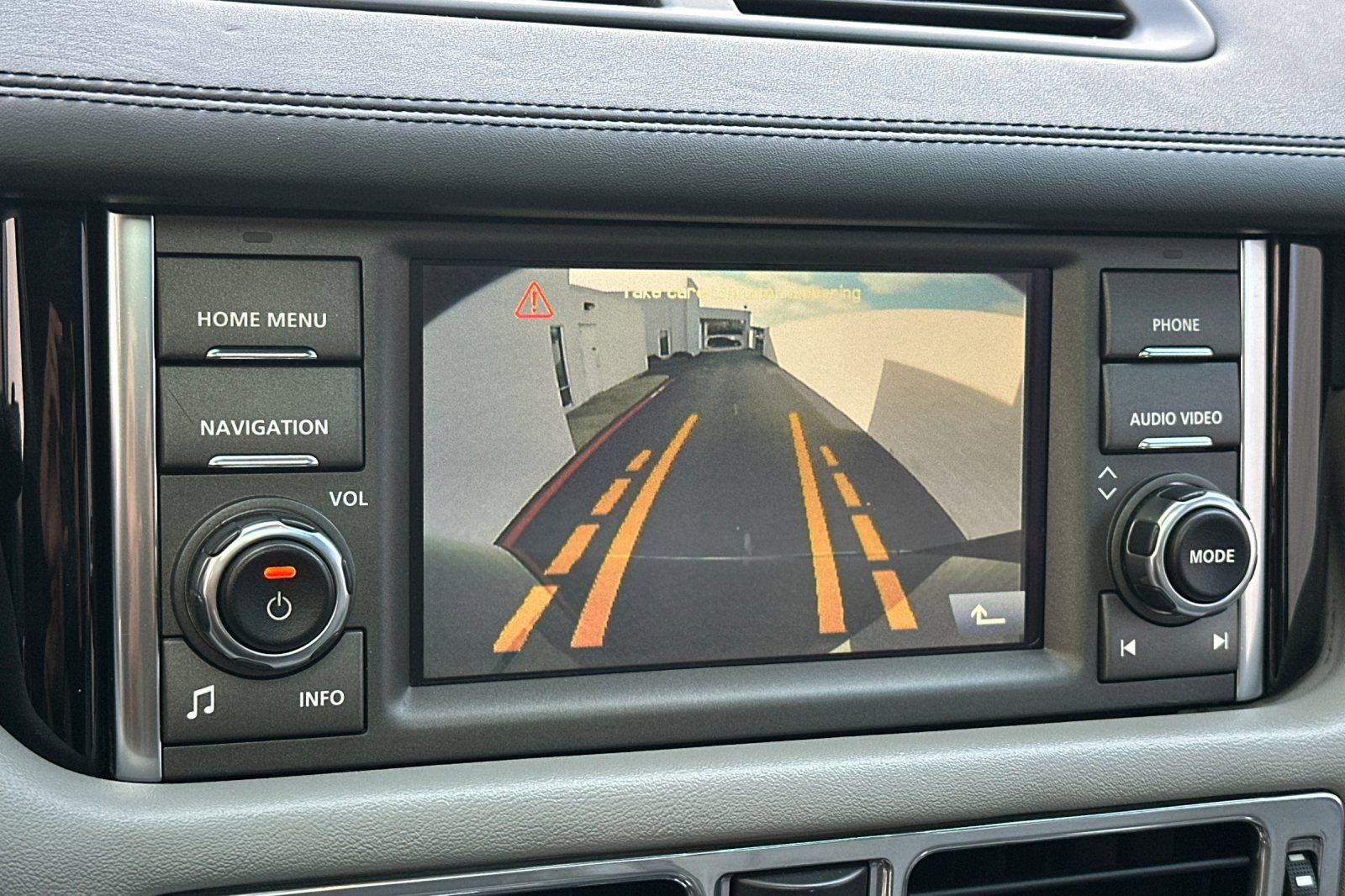 Used 2011 Land Rover Range Rover Supercharged AWD/4WD image 25