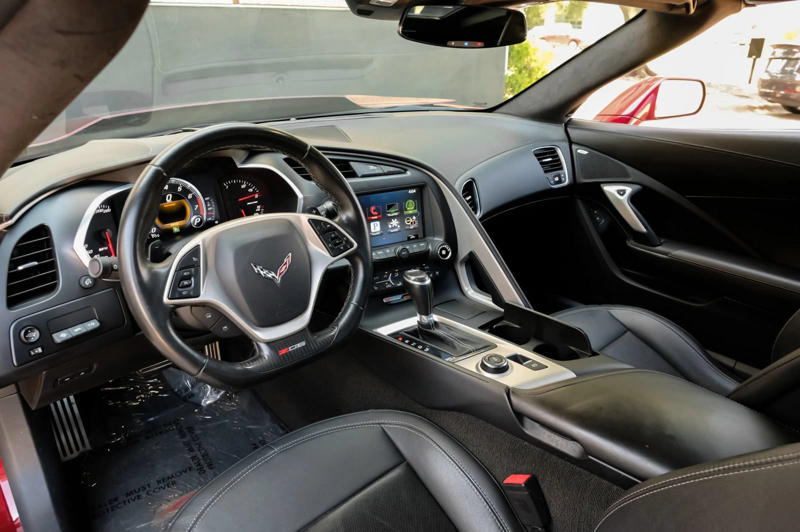 Used 2016 Chevrolet Corvette Z06 w/ 3LZ Preferred Equipment Group RWD image 2