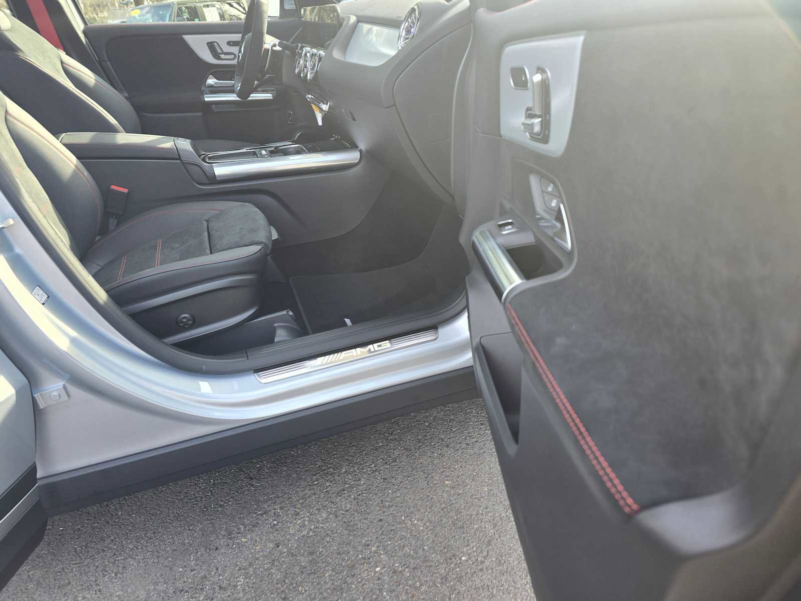 New 2026 Mercedes-Benz GLA 35 AMG 4MATIC image 10