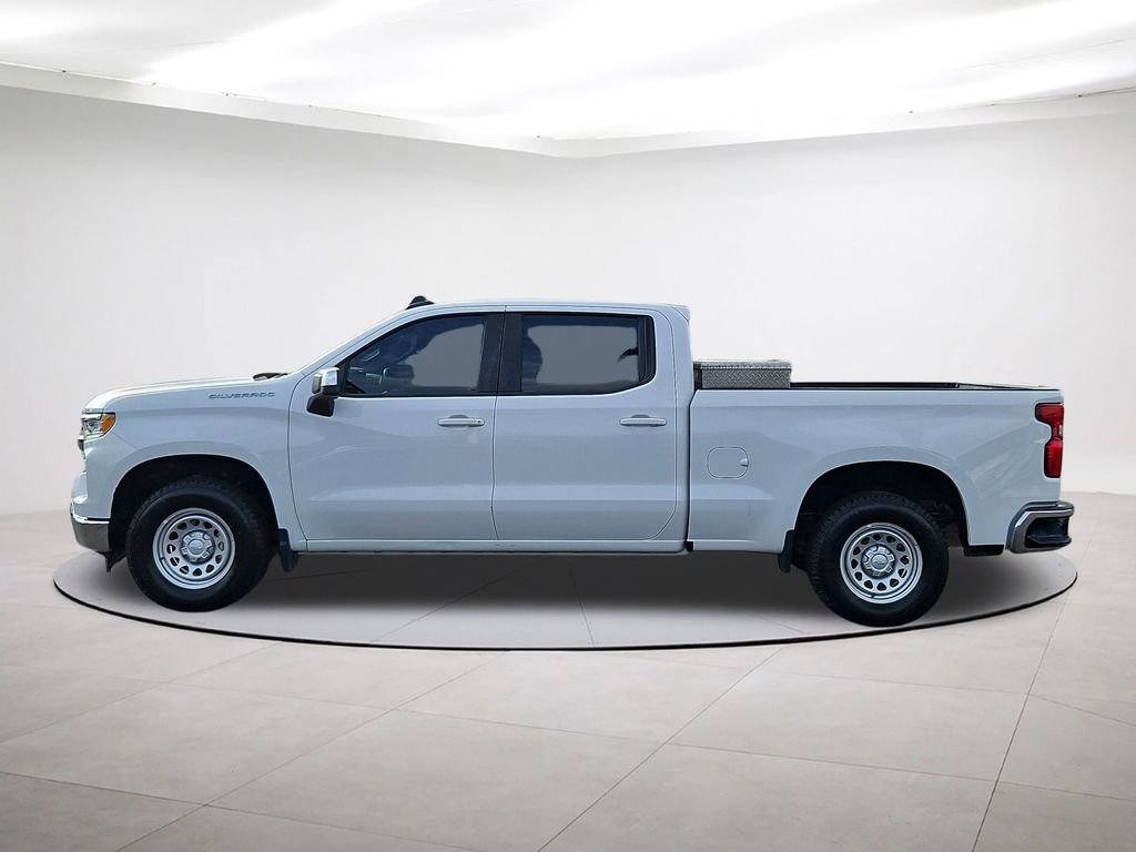 Used 2023 Chevrolet Silverado 1500 LT w/ Protection Package image 4