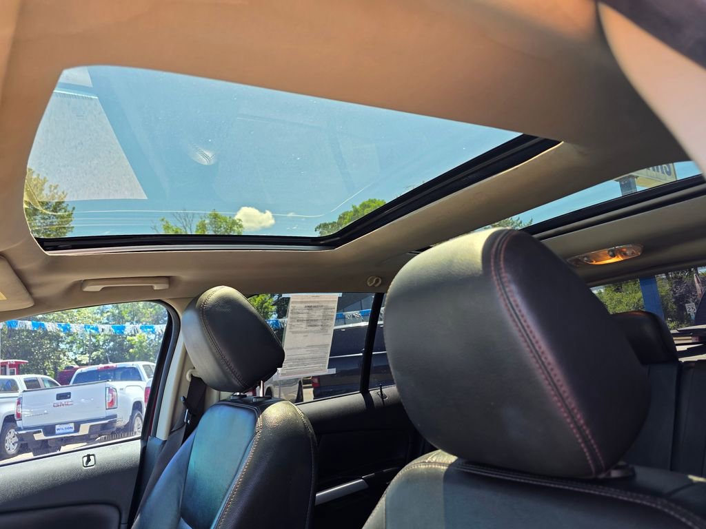 Used 2013 Ford Edge Limited FWD image 28