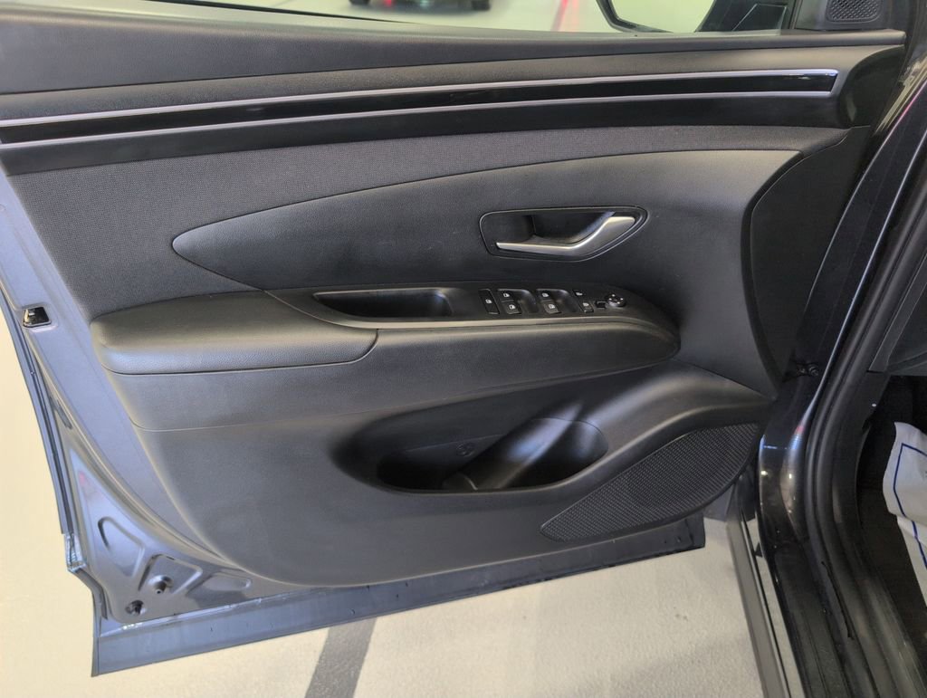 Used 2023 Hyundai Tucson SEL w/ Convenience Package AWD/4WD image 11