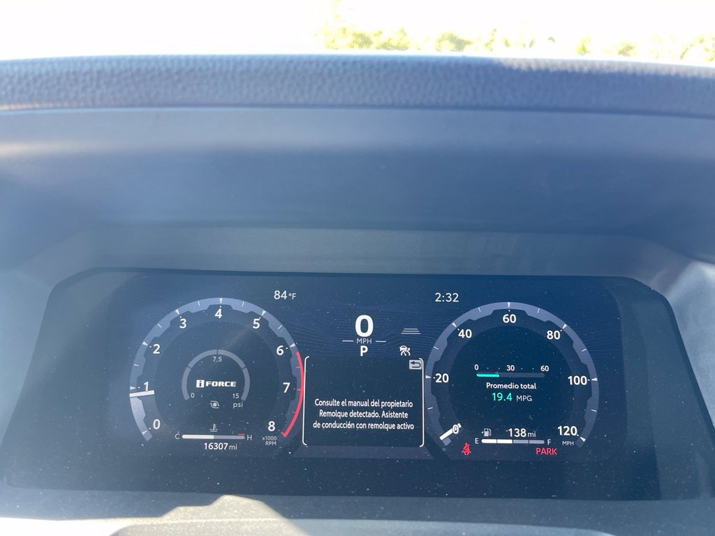 Used 2024 Toyota Tacoma TRD Sport AWD/4WD image 9