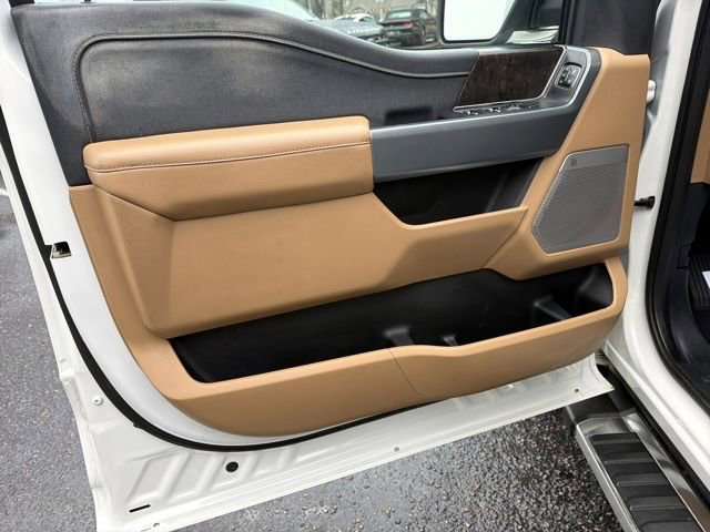 Used 2023 Ford F150 Lariat image 13