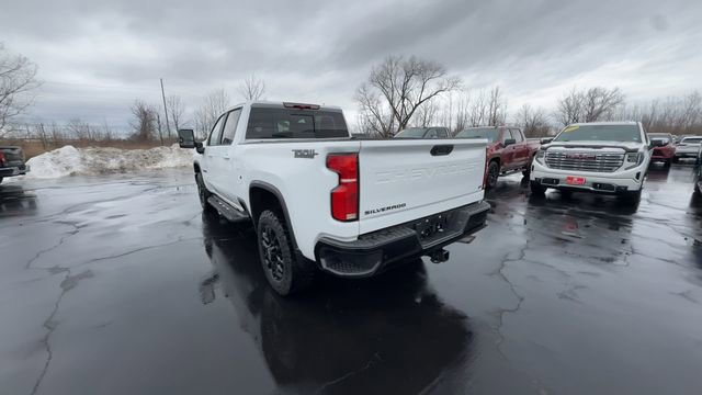 Used 2025 Chevrolet Silverado 2500 LT w/ Trail Boss Package image 7