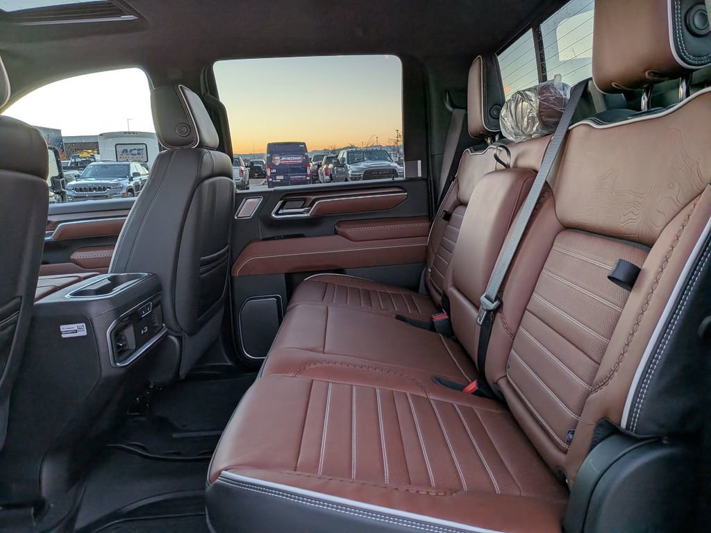 New 2026 GMC Sierra 3500 Denali Ultimate image 34