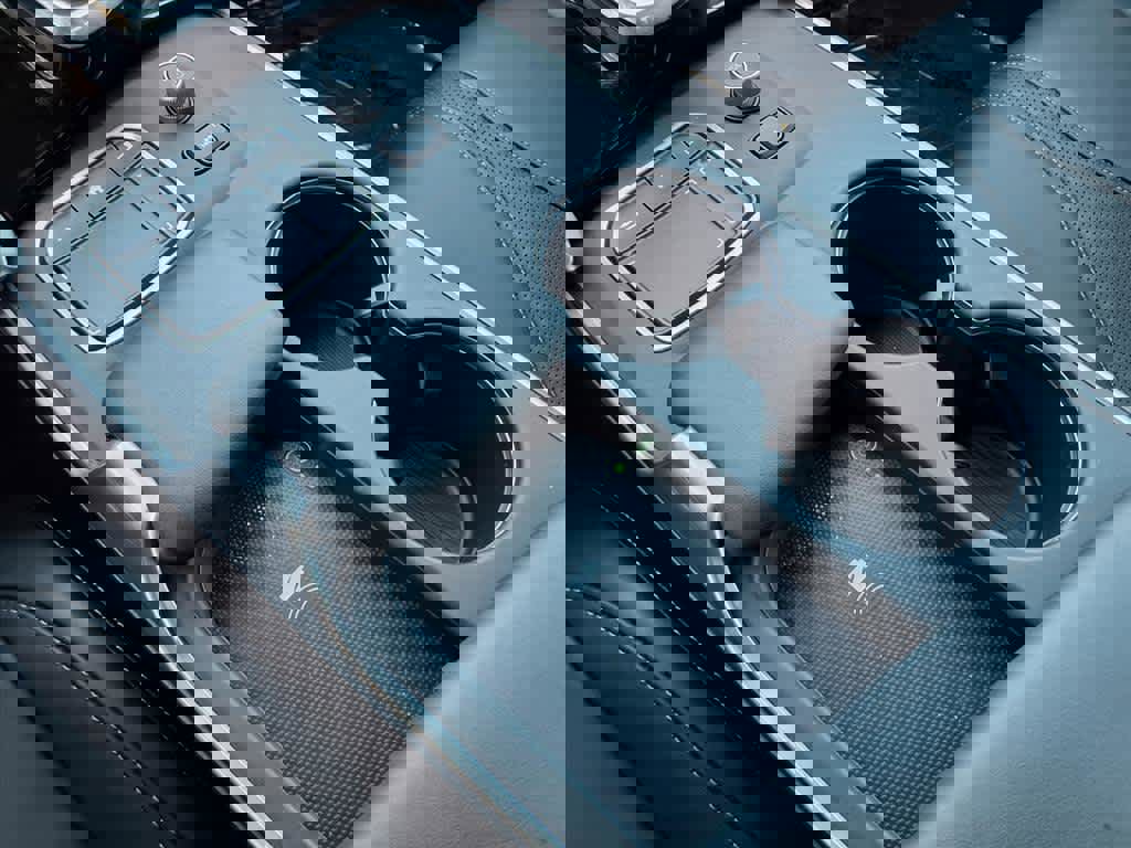 Certified 2025 Acura TLX w/ Technology Package image 15