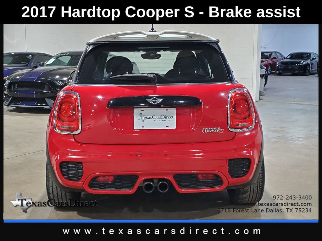 Used 2017 MINI Cooper S image 11