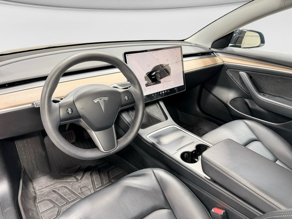 Used 2022 Tesla Model 3 Long Range AWD/4WD image 18