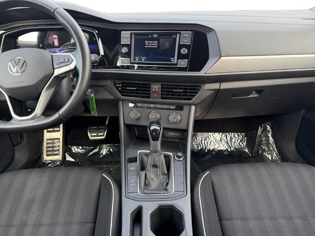 Used 2024 Volkswagen Jetta Sport FWD image 12